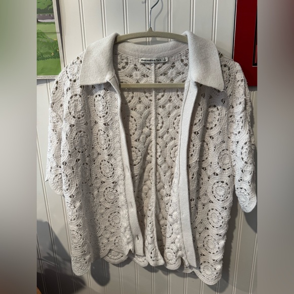Abercrombie & Fitch Cream Crochet Cardigan - Picture 1 of 4